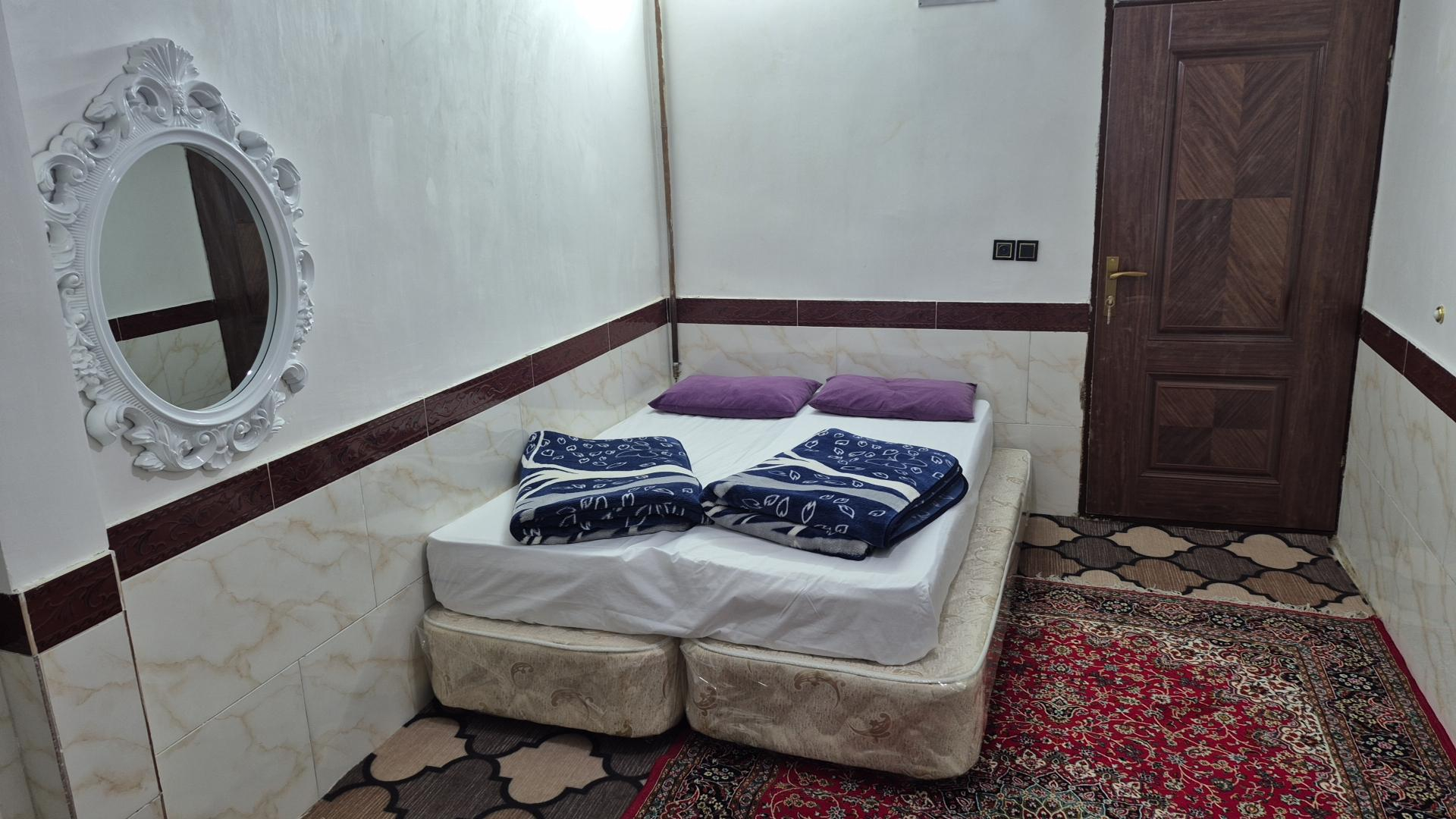 سوئیت عزیزی