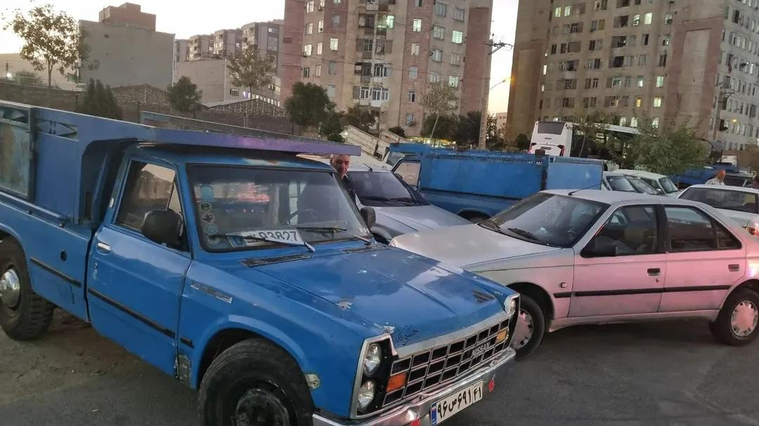 نمایشگاه اتومبیل سلمان حاجی زاده