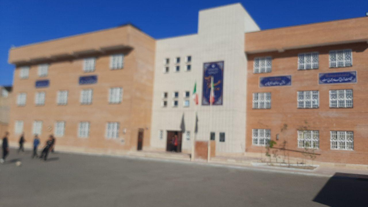 دبیرستان علم وادب (هیات امنایی)