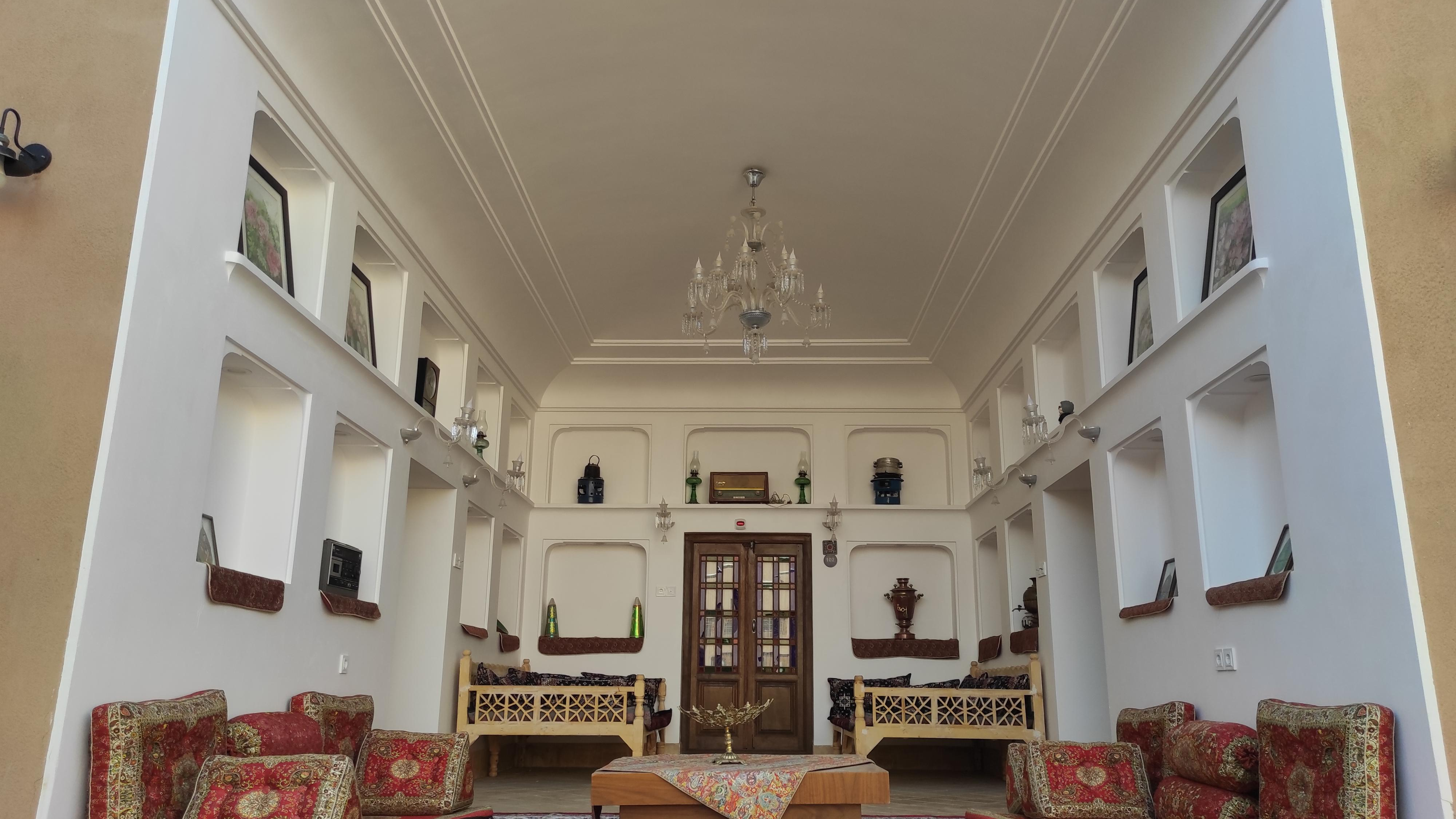 هتل خانه حقیقت