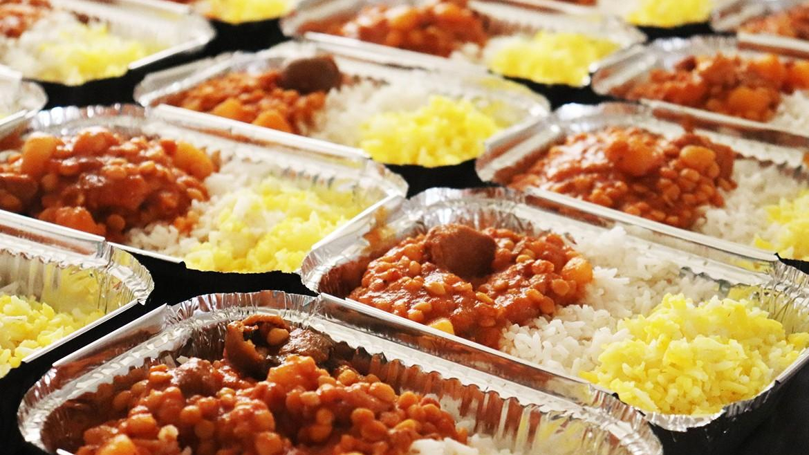 تهیه غذا کوروش