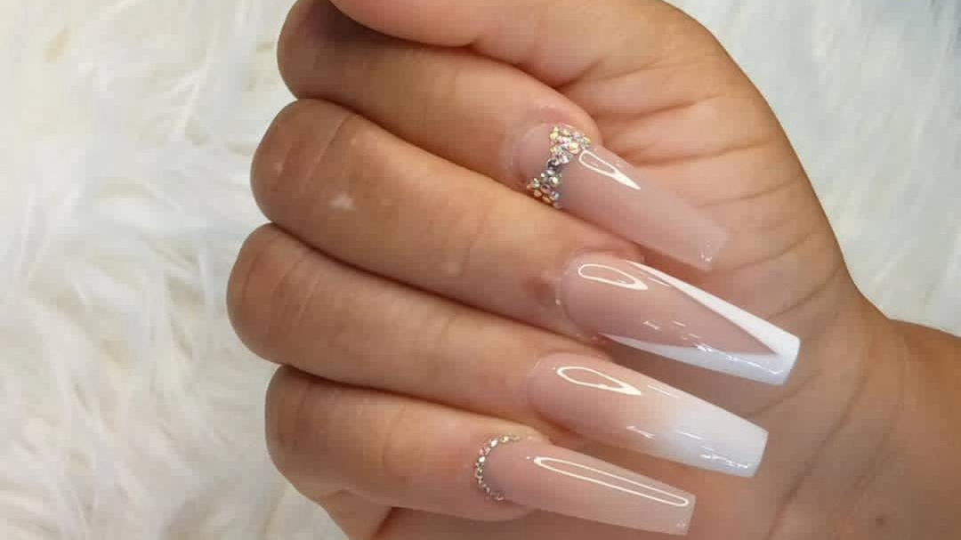 سالن زیبایی و مرکز فر تخصصی سحر گراوند