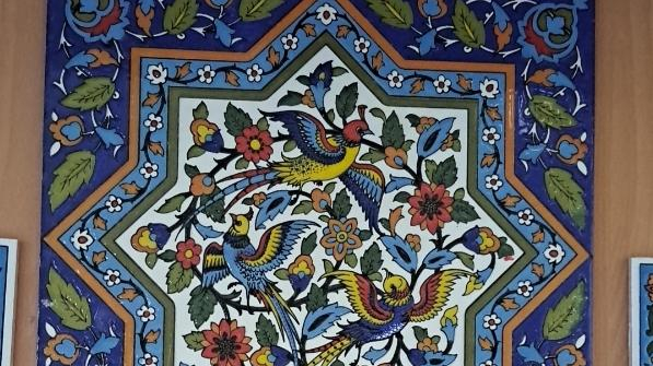صنایع کاشی سنتی مومنی