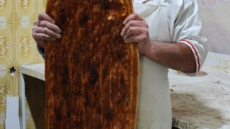 نان بربری سنتی مولازاده