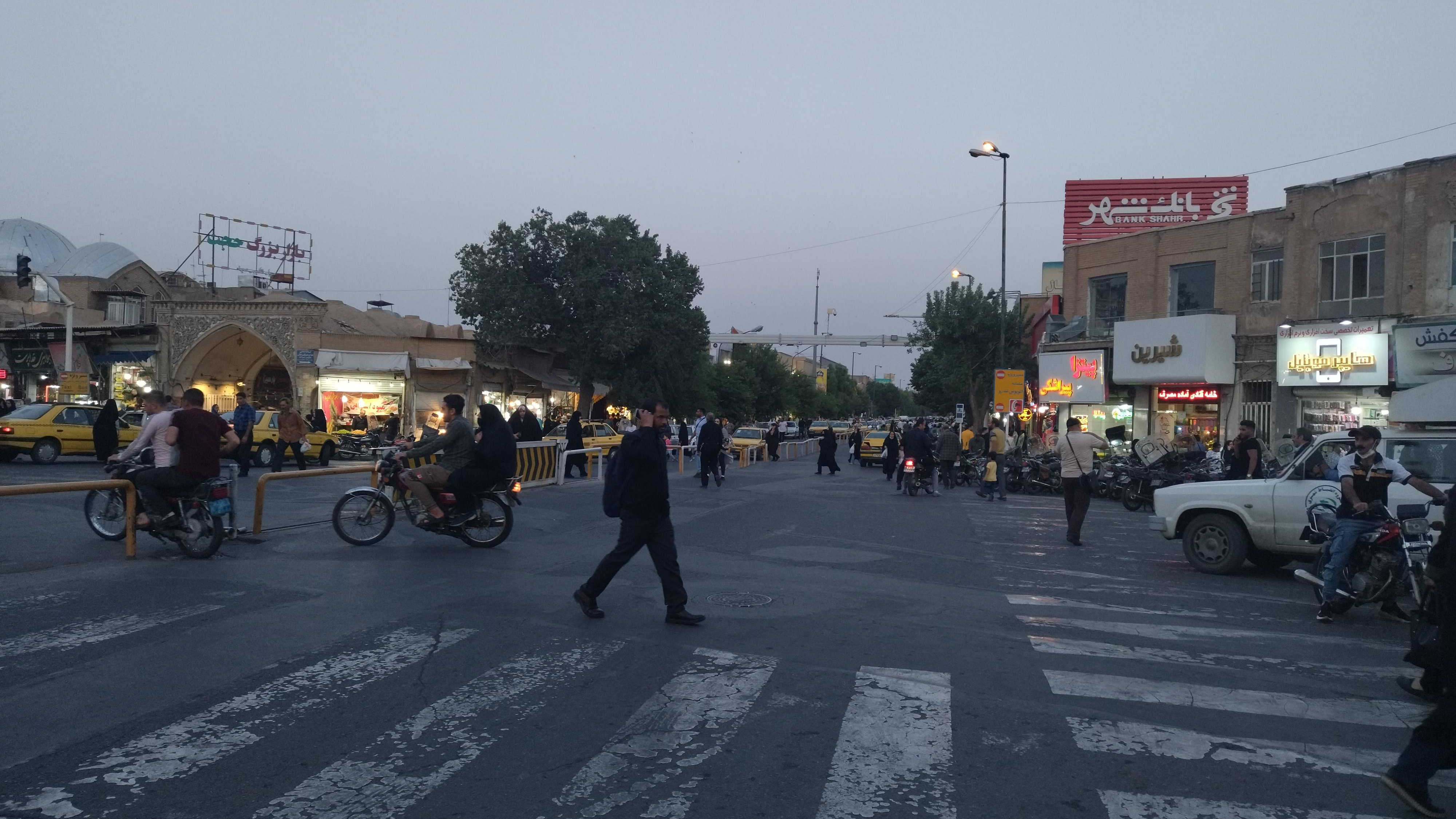 چهارراه بازار