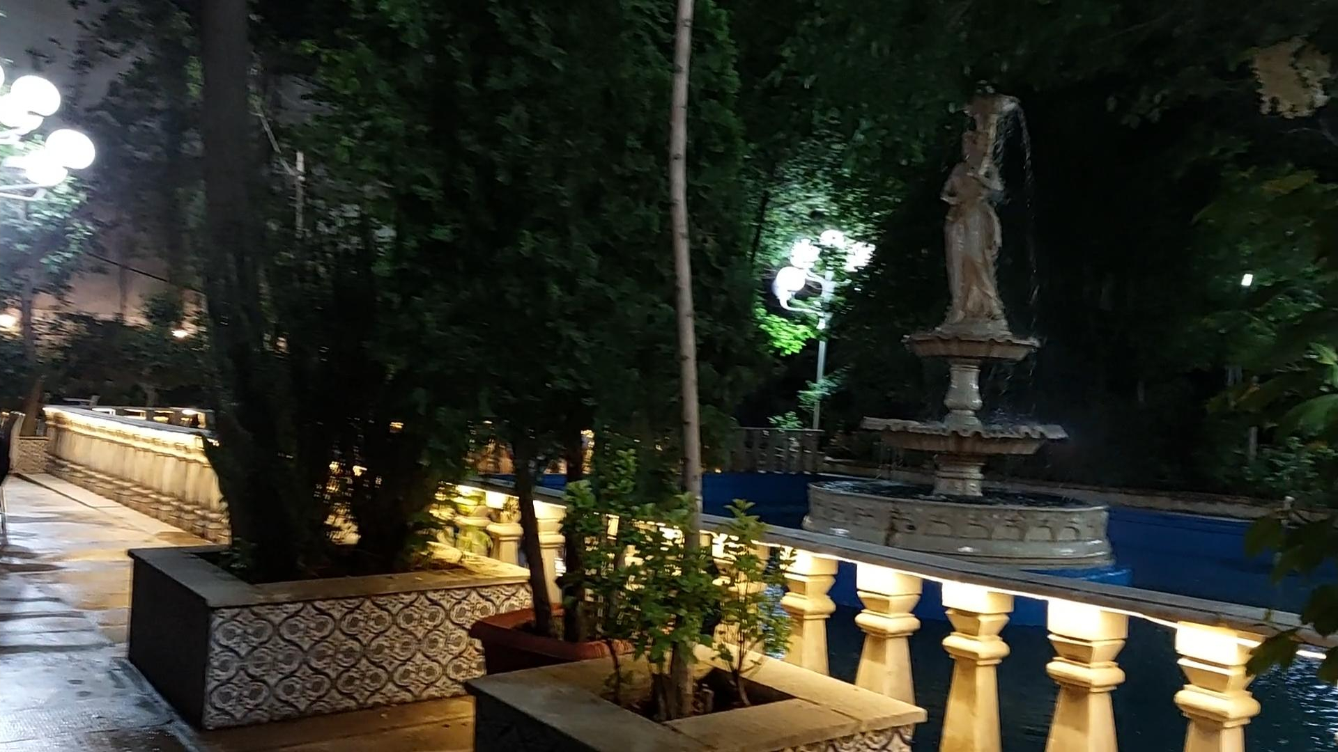 باغ رستوران کرمانشاهی