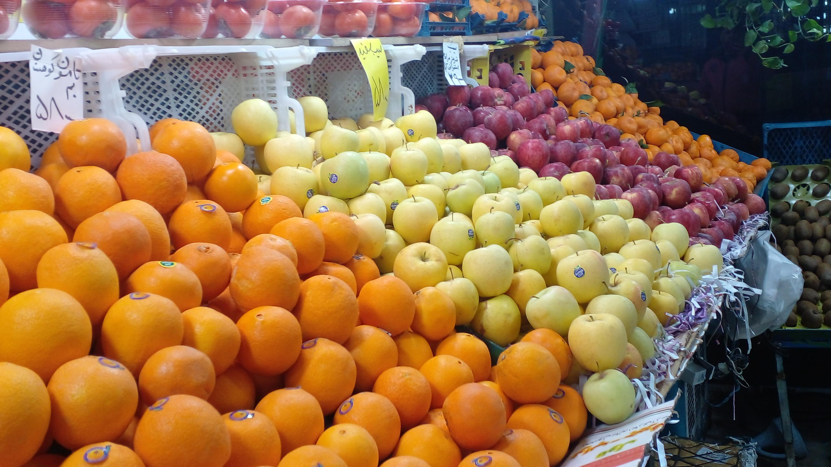 میوه و تره بار حسین آباد