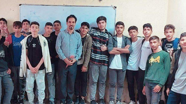 دبیرستان شهید خورشیدی