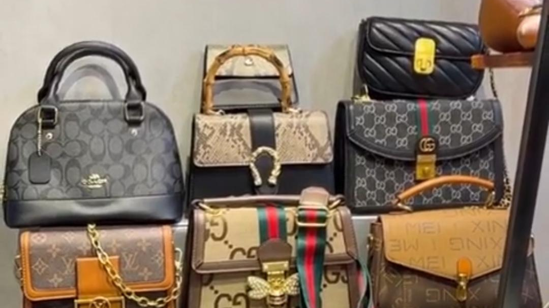 کیف و کفش سانتی مانتال