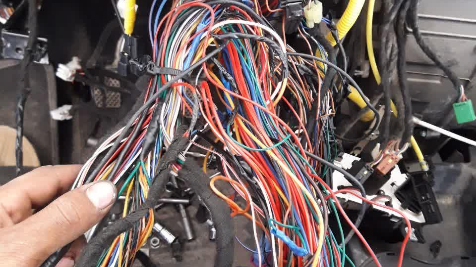 باطری سازی مرتضی (باتری سازی ثابت و سیار)