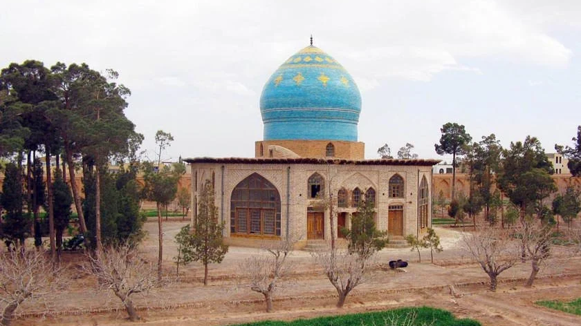باغ مصلی نایین (بقعه خاندان پیرنیا)