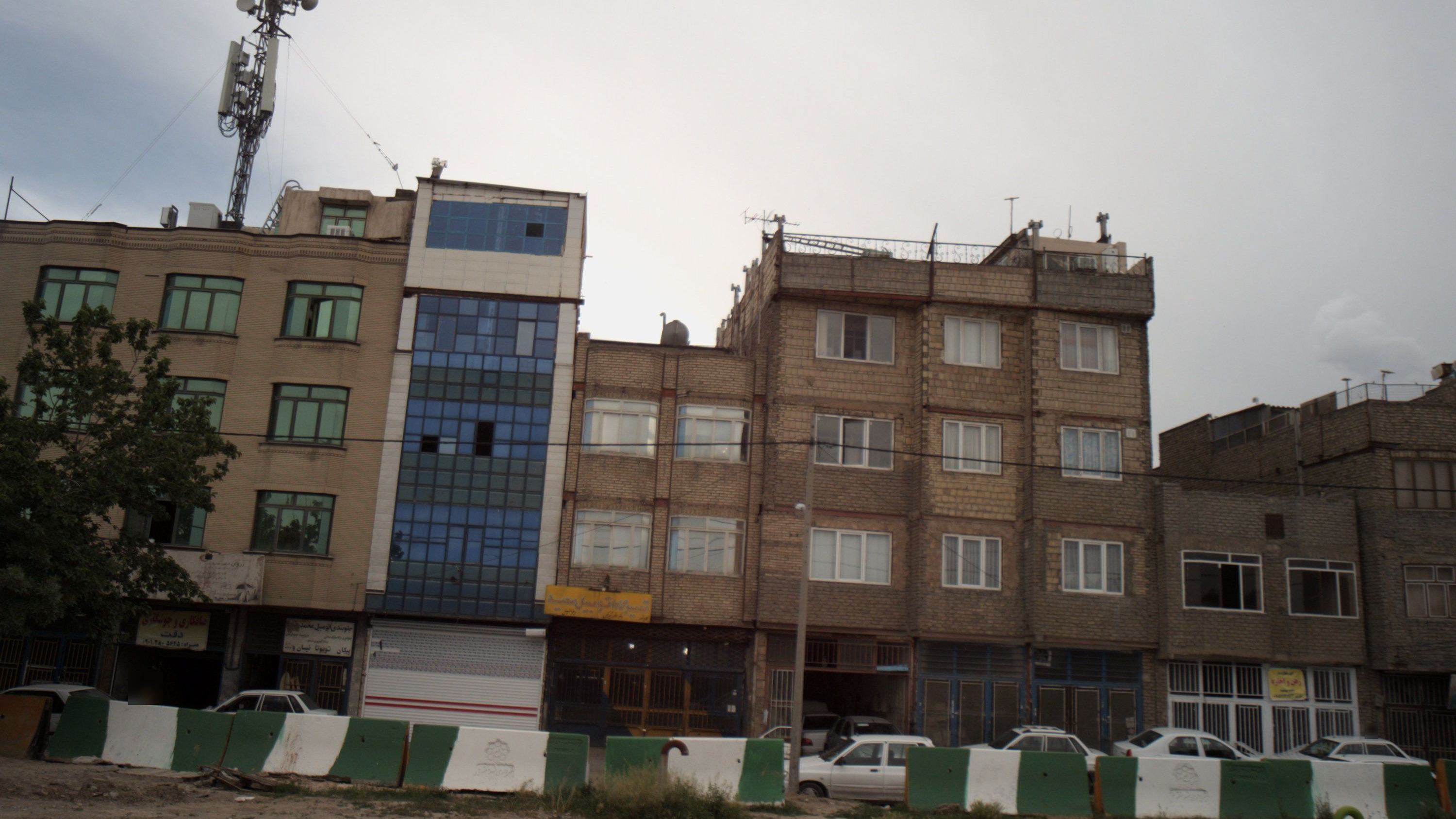 جلوبندی اتومبیل محمد