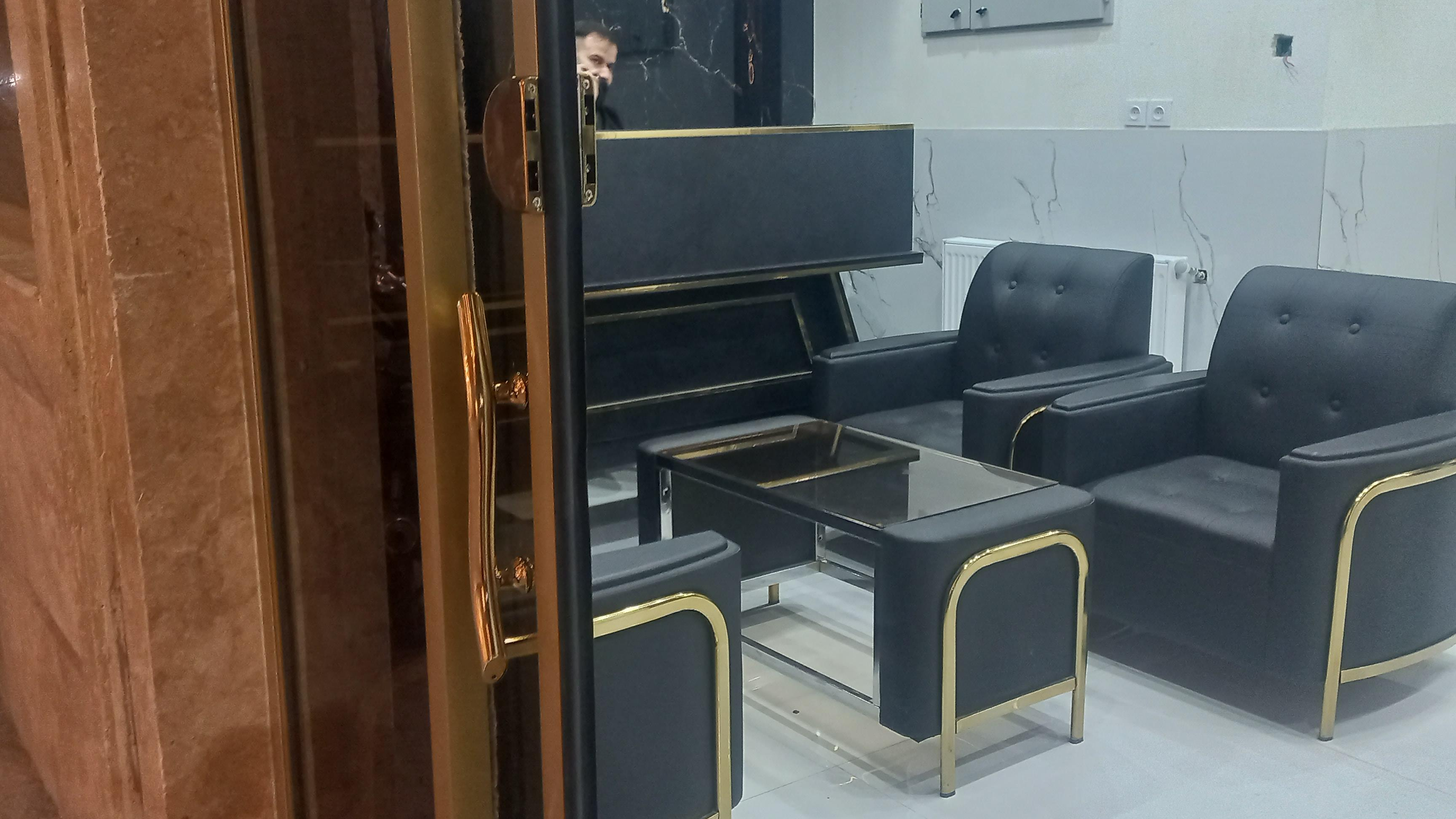 سوییت اپارتمان زحمتکش