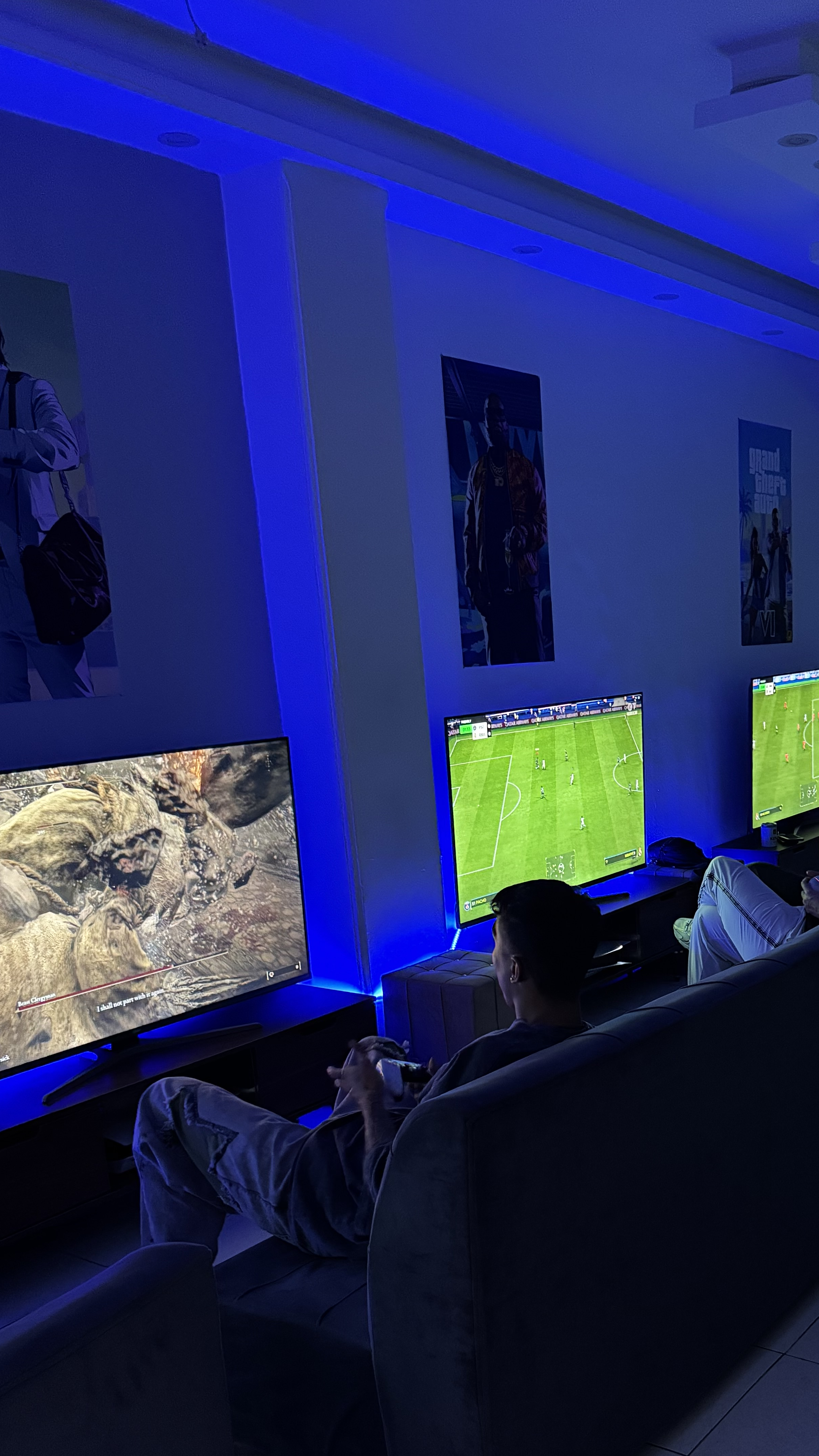 گیم نت Los Santos (شبانه روزی)