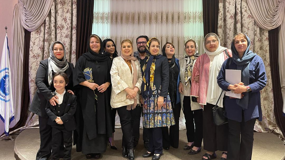 جراح زنان و زایمان (دکتر الهام اکبری)