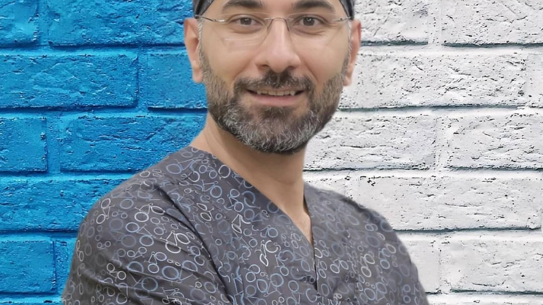 متخصص ارتوپدی و جراح زانودکتر حسین زاده