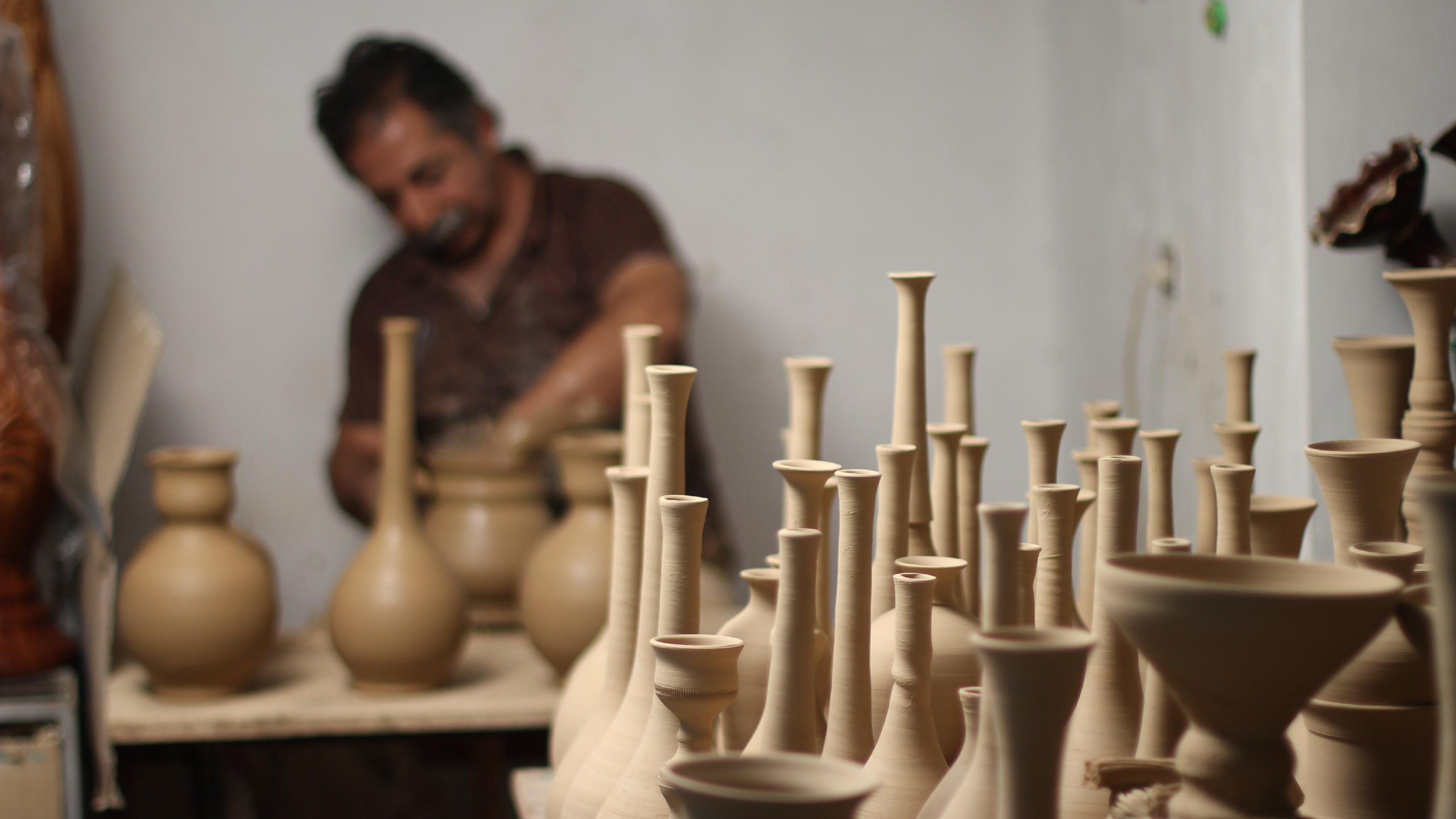 سفالگری استاد منصور