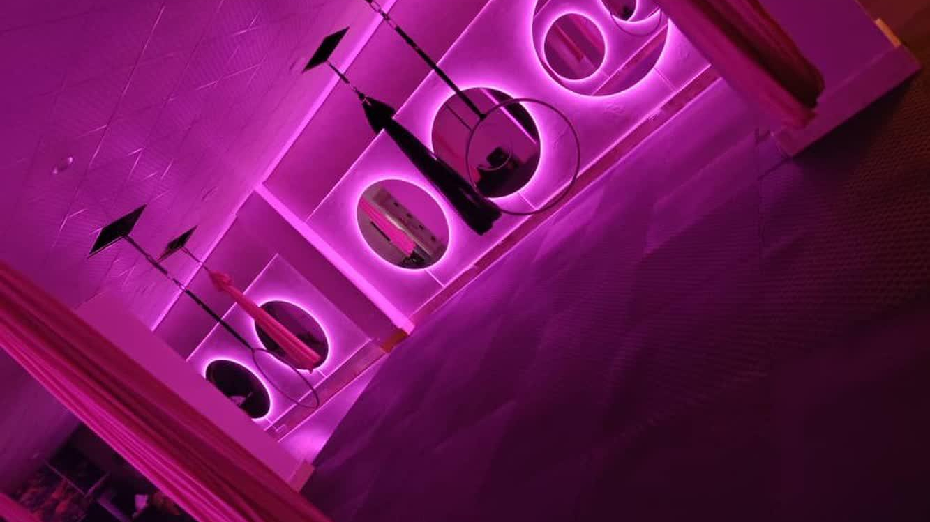 سالن ورزشی الارا استادیو