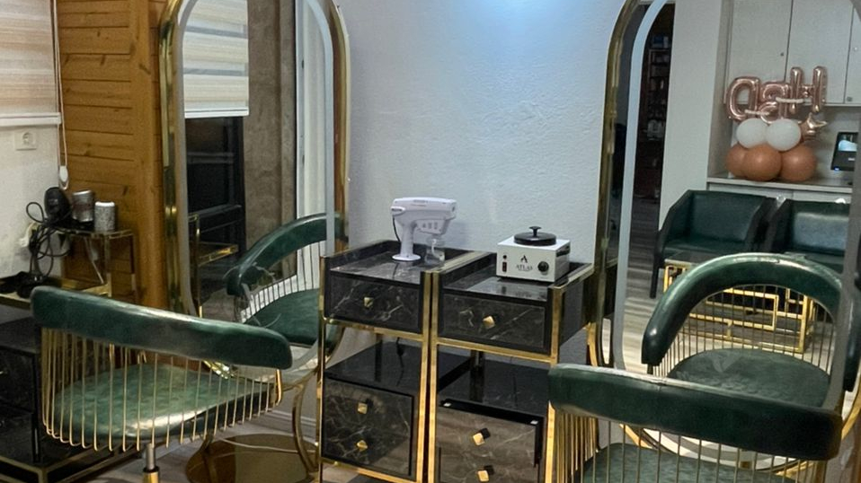 سالن زیبایی اکسیر