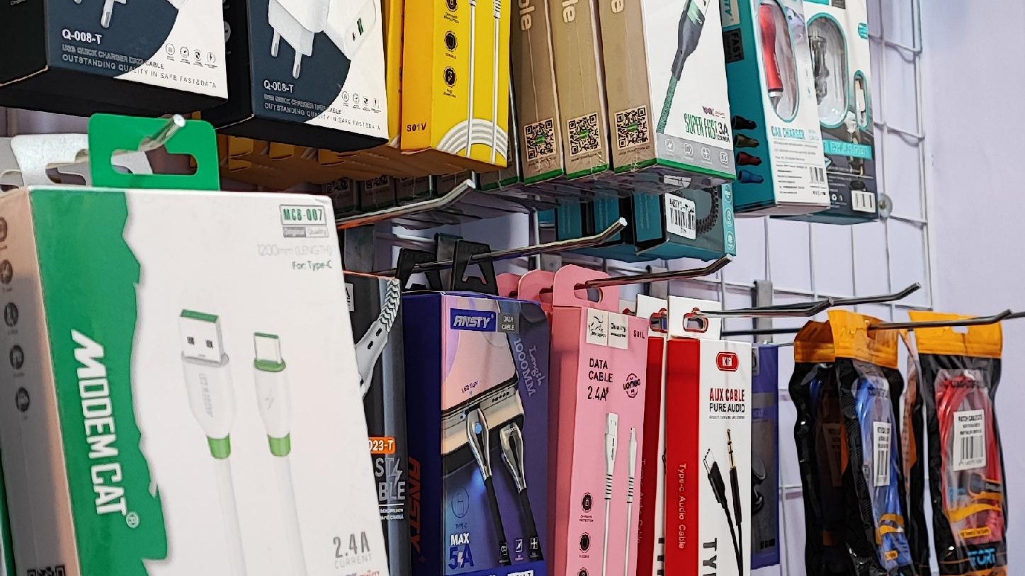 کافی نت و خدمات کامپیوتر آلفا