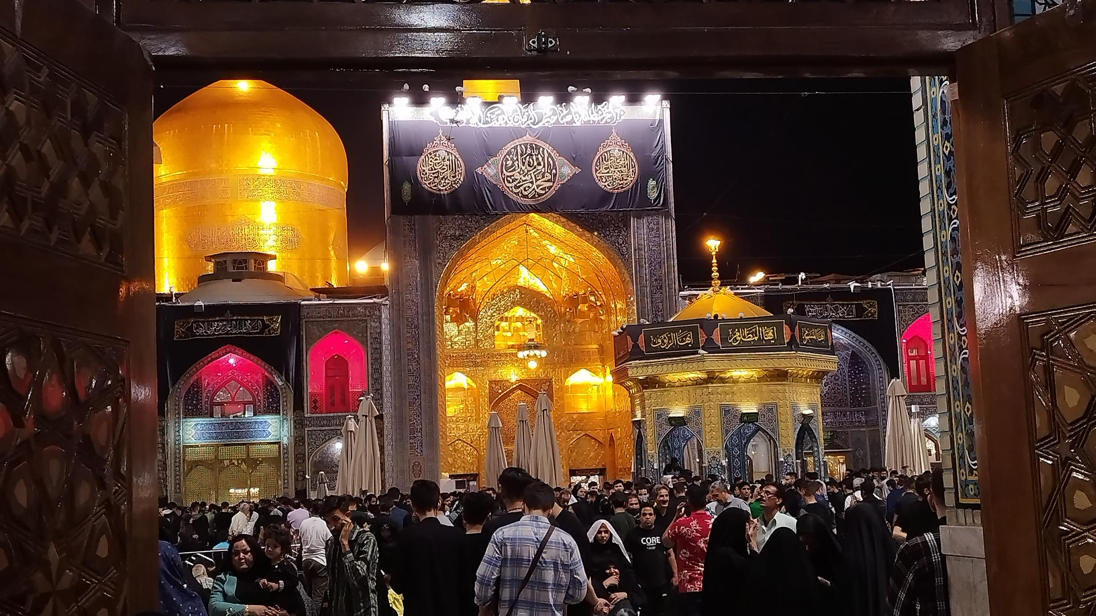 حرم حضرت علی بن موسی الرضا (ع)