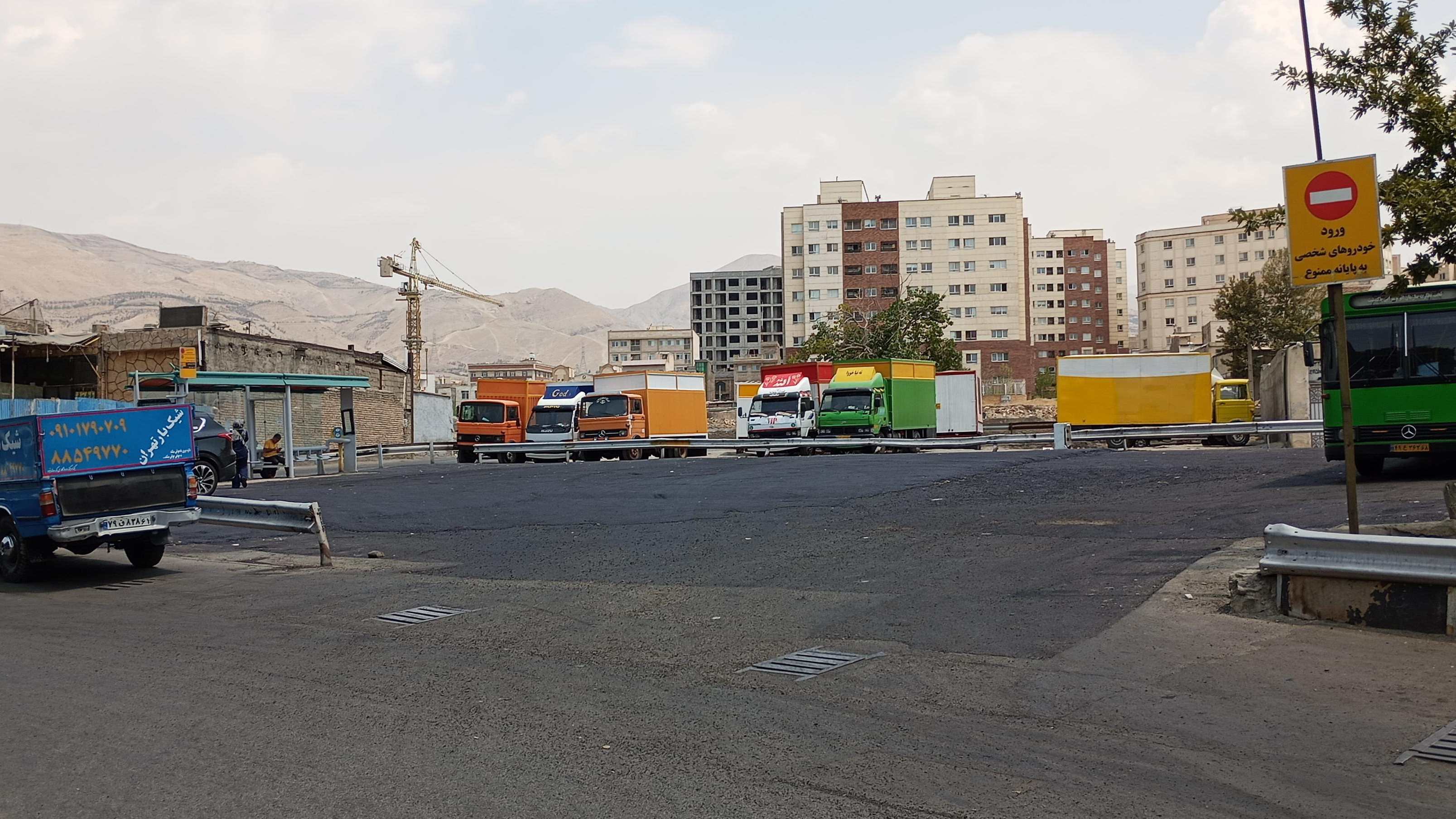 ایستگاه اتوبوس پایانه کن پایانه مترو صادقیه