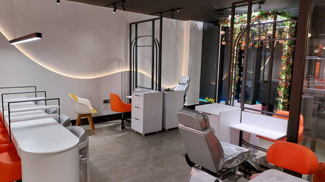 سالن زیبایی هانی (آوا معصومی)