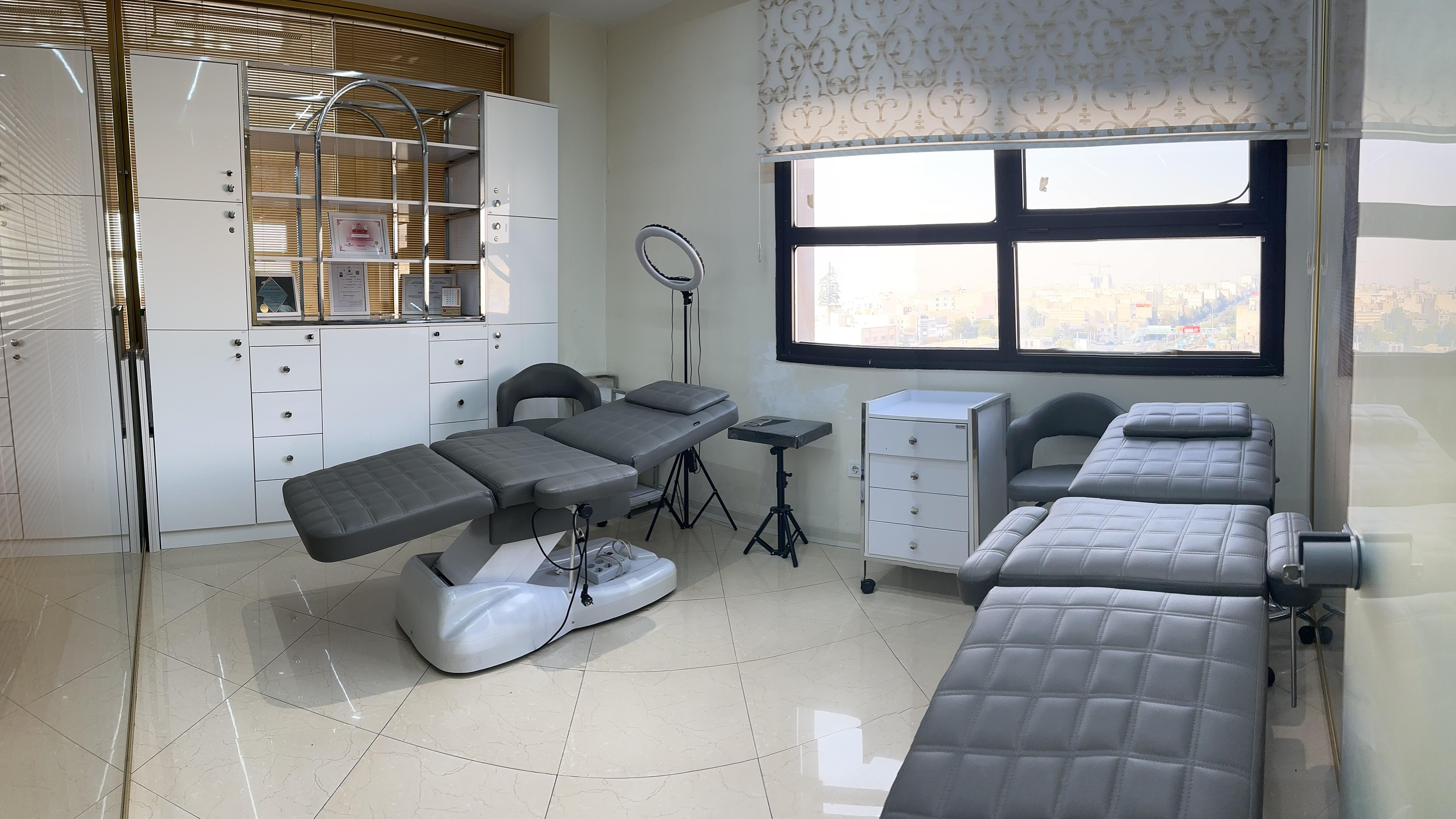 سالن زیبایی تیناآرا