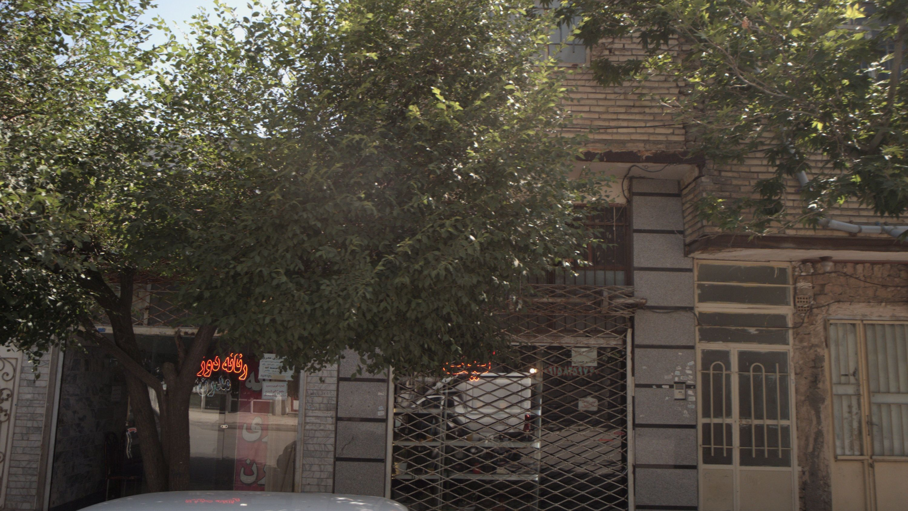 زنانه دوزی مدرن