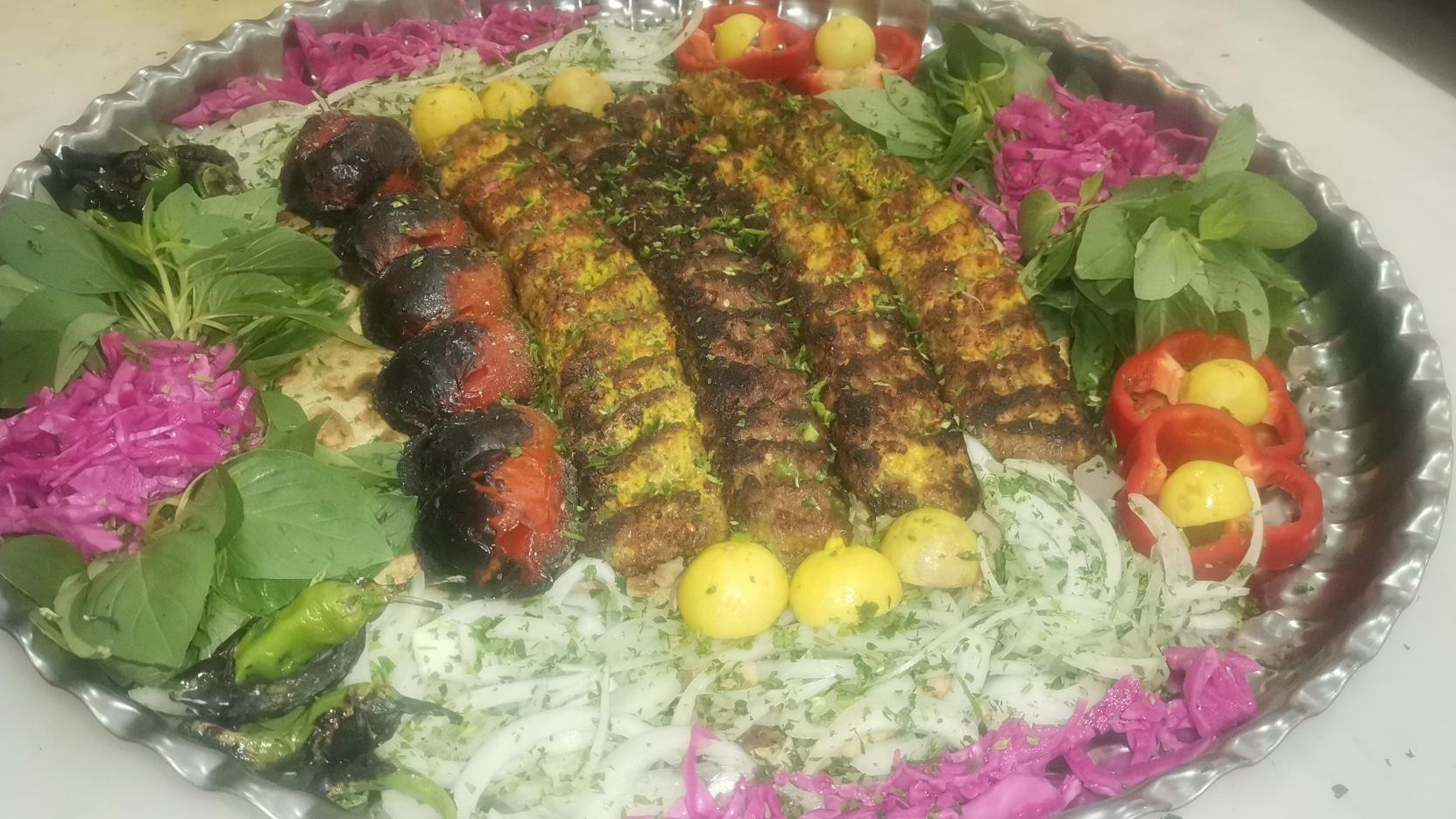 کبابی شب نشین ،سبزواری
