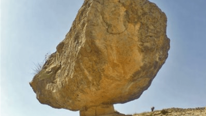 سنگ معلق گرزلنگر
