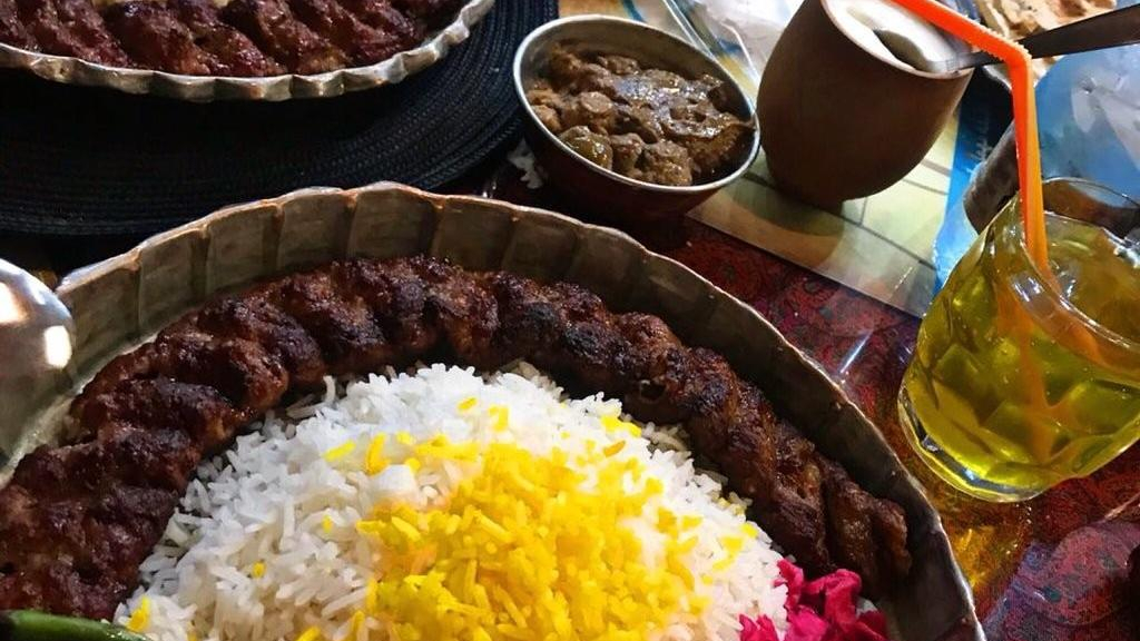 رستوران دایی حسین