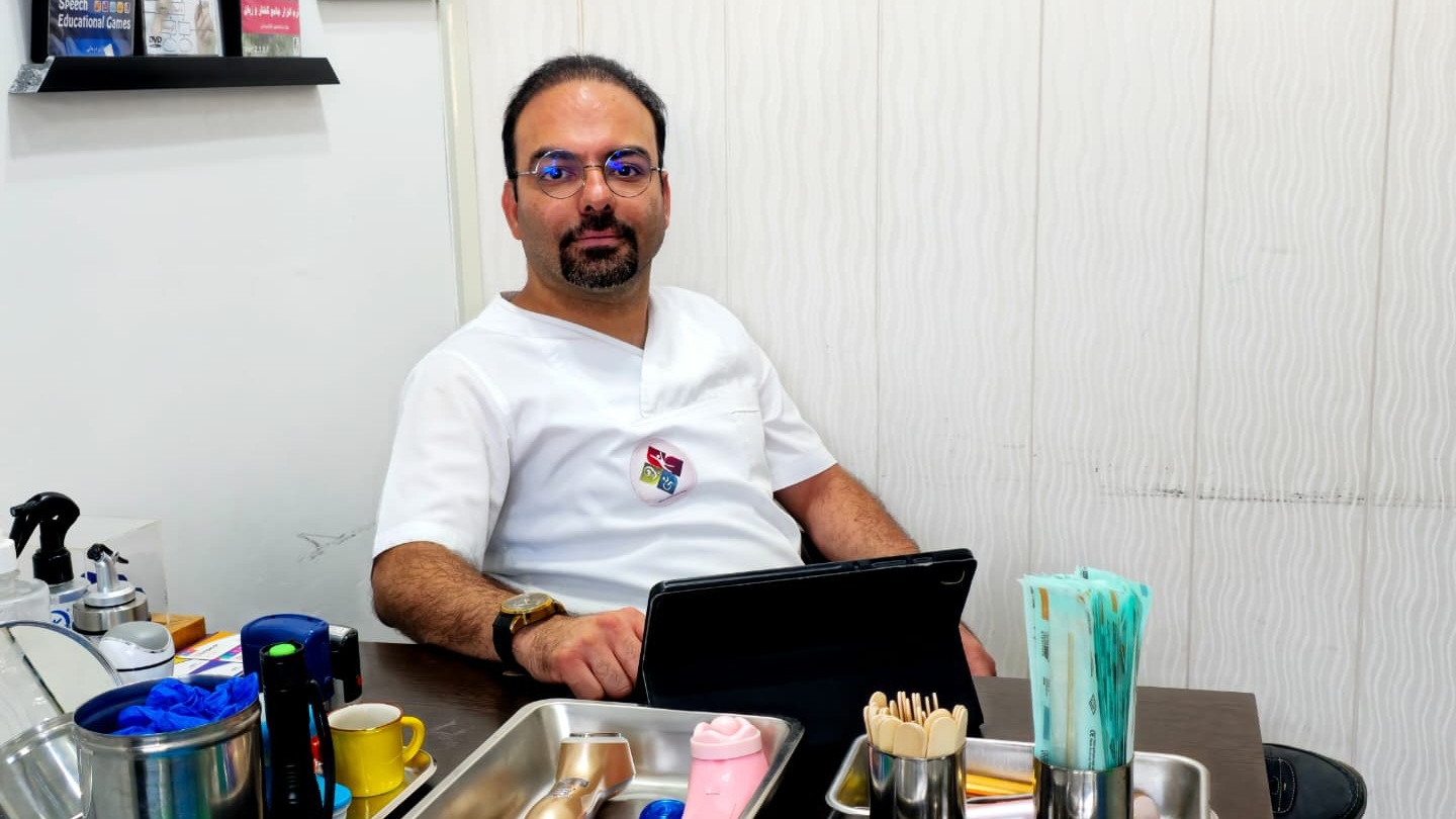 گفتار درمانی و کاردرمانی ماهان