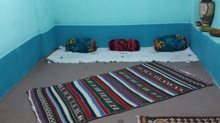 بومگردی قصرآینه