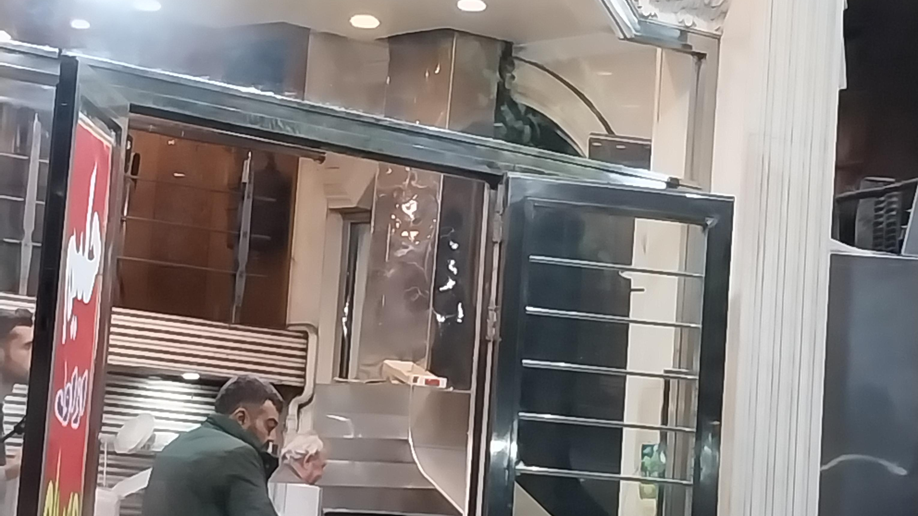 کبابی تبریزی