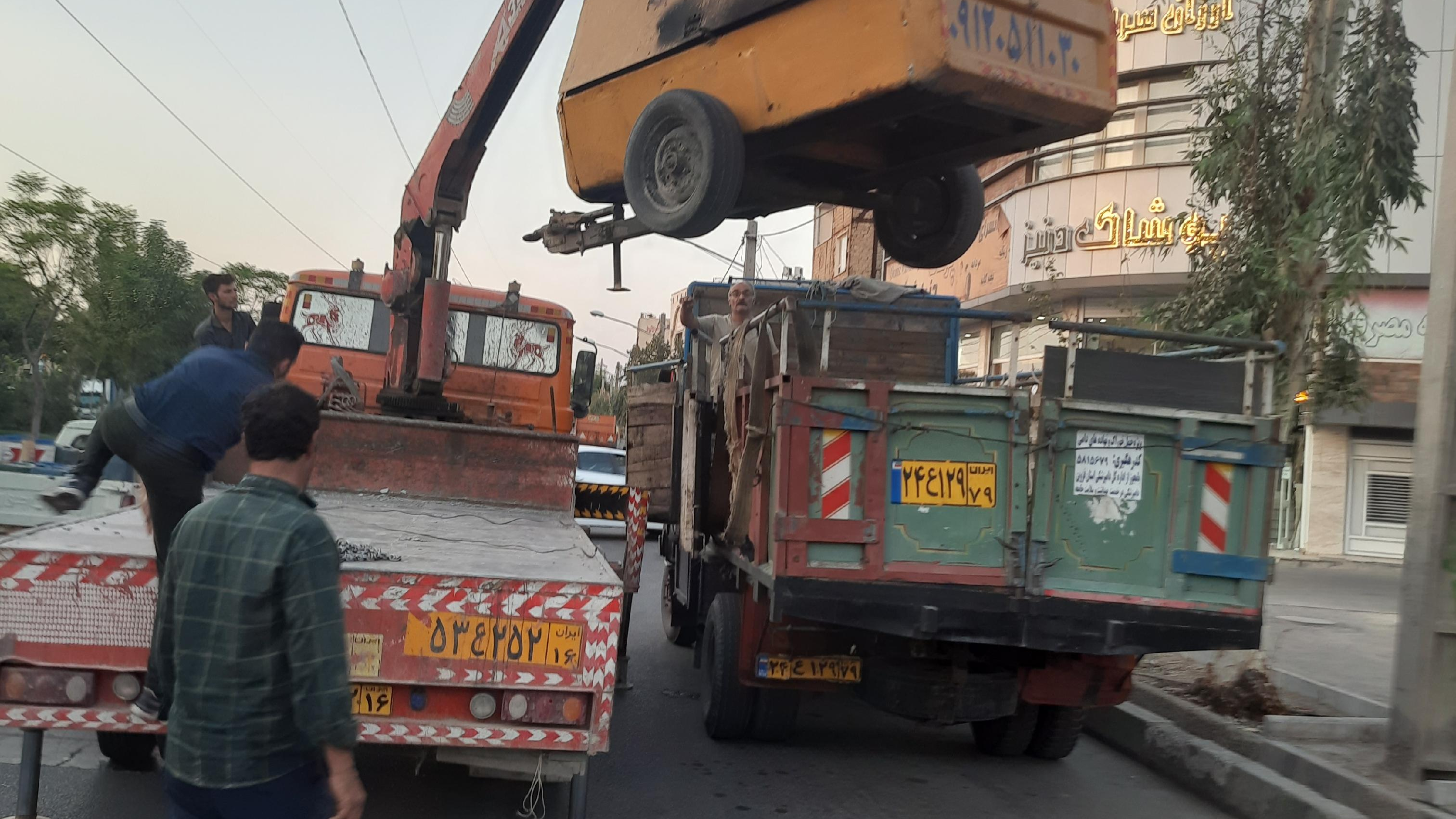 اجاره کمپرسورتخریب بتن اسفندانی