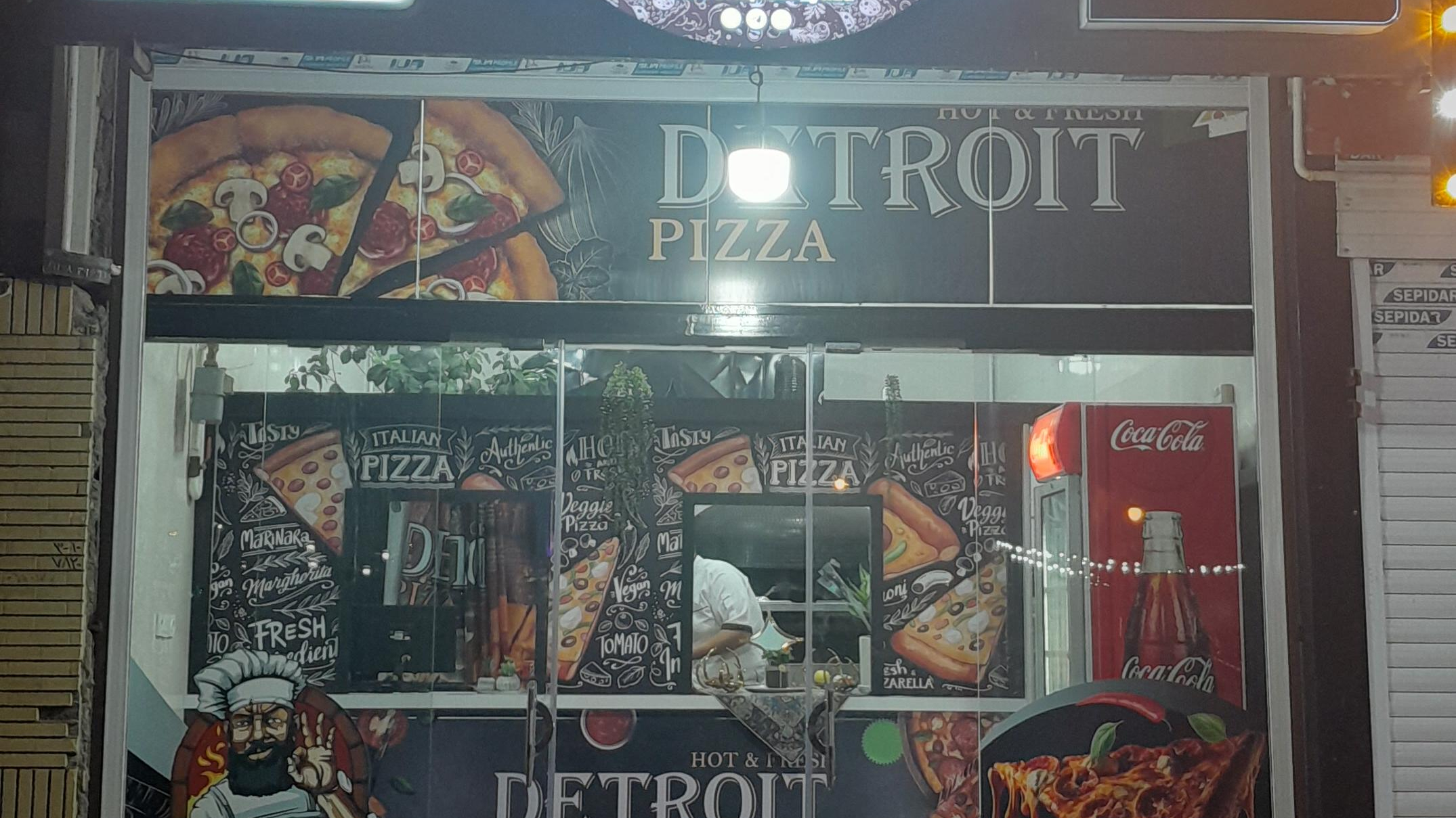 پیتزا دیترویت