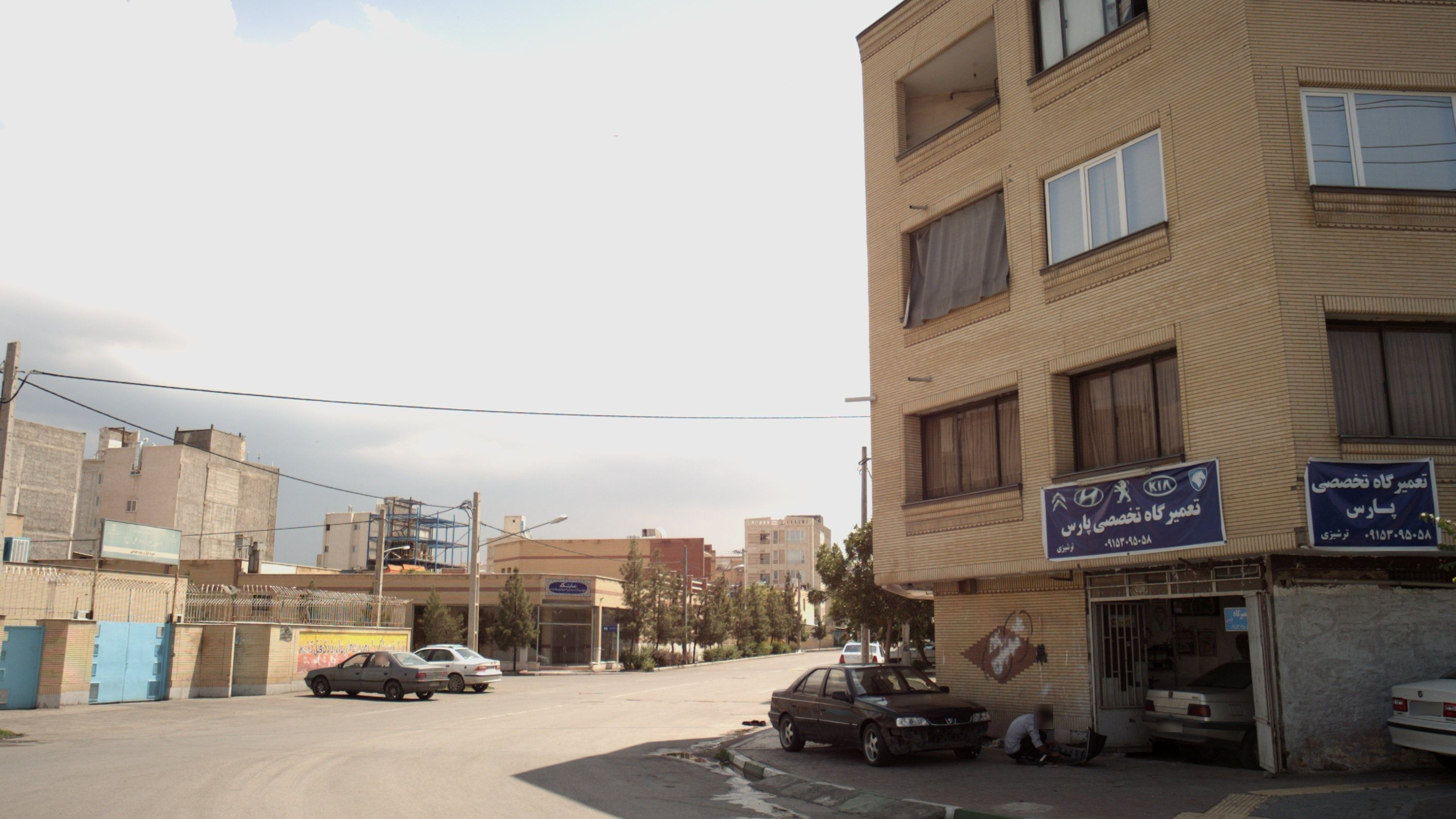 تعمیرگاه تخصصی پارس
