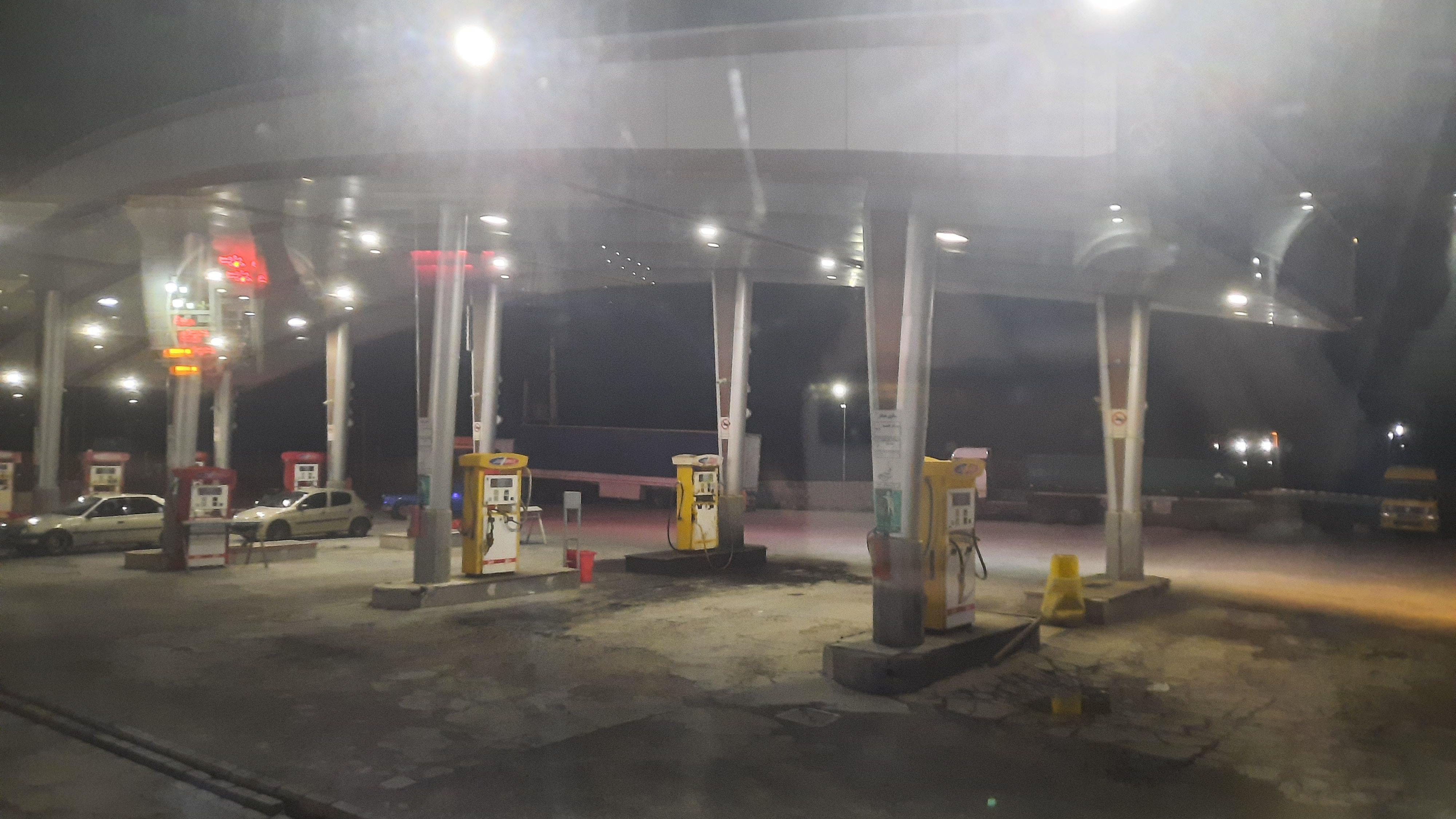 پمپ بنزین نصیرآباد