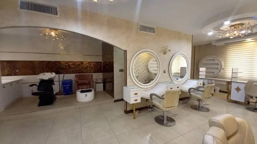 رنگ و کراتین مریم ابراهیمی