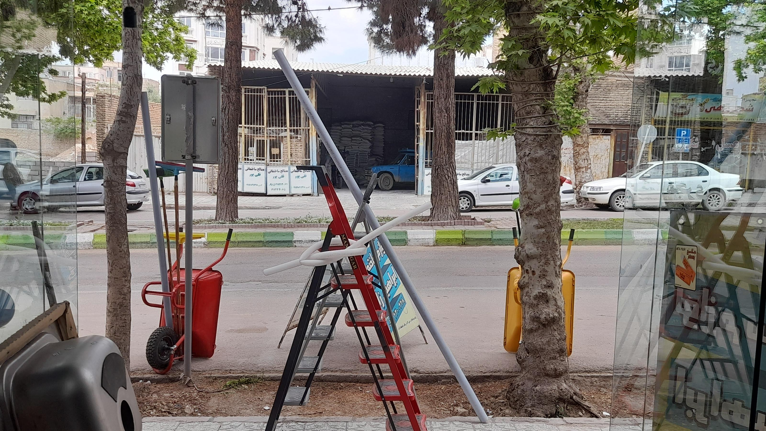 لوازم ساختمانی ابراهیم زاده