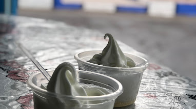 بستنی و پالوده حاجی شاطر