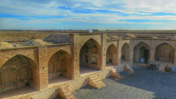کاروانسرای حوض سلطان
