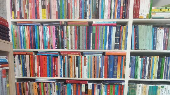 کتاب فروشی دهلیزبوک