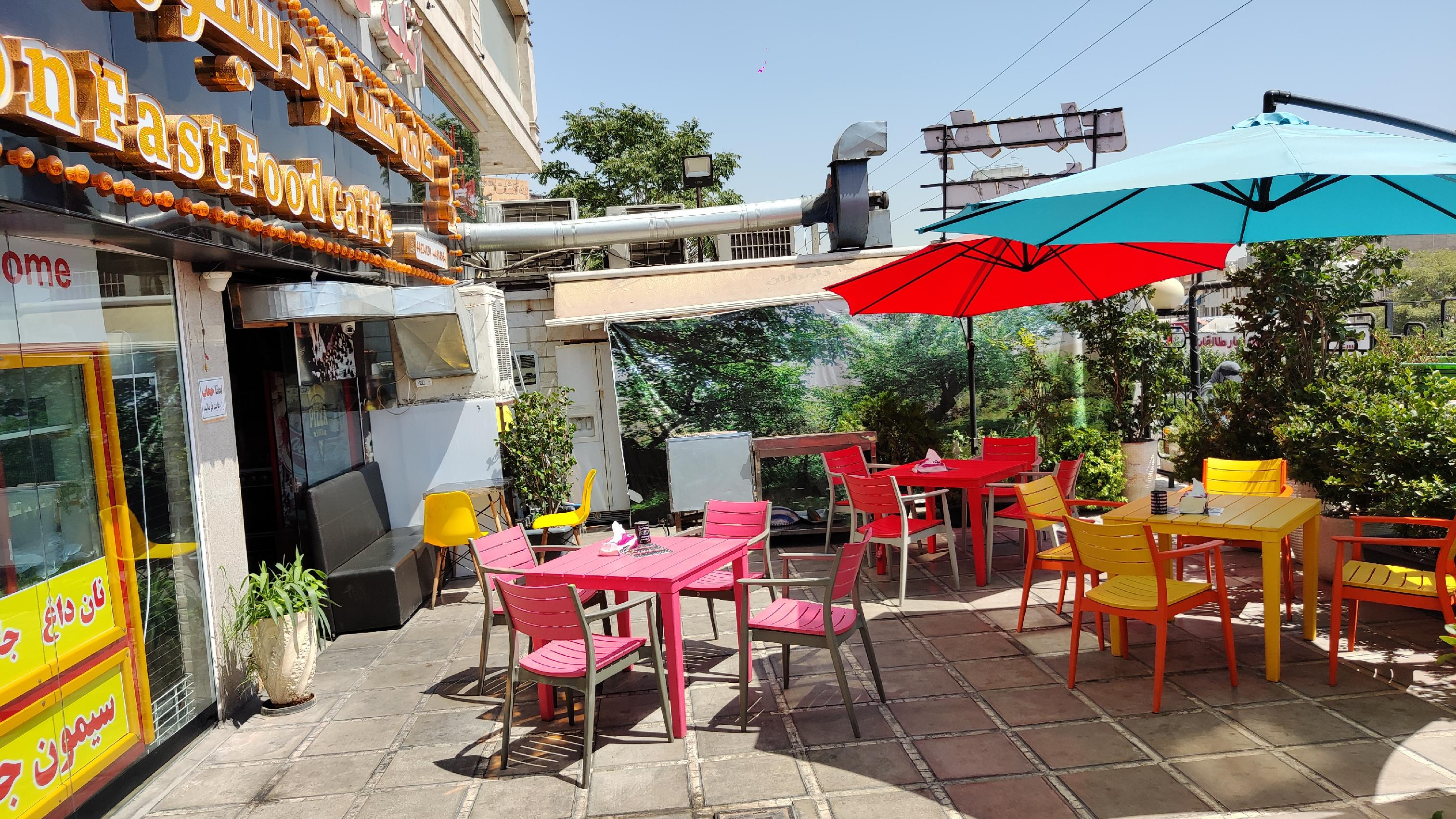 فست فود و جگرکی سیمون