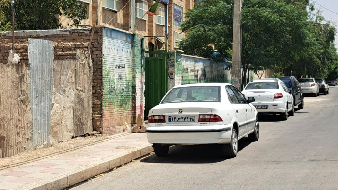 دبیرستان دخترانه شهید رستمرودی