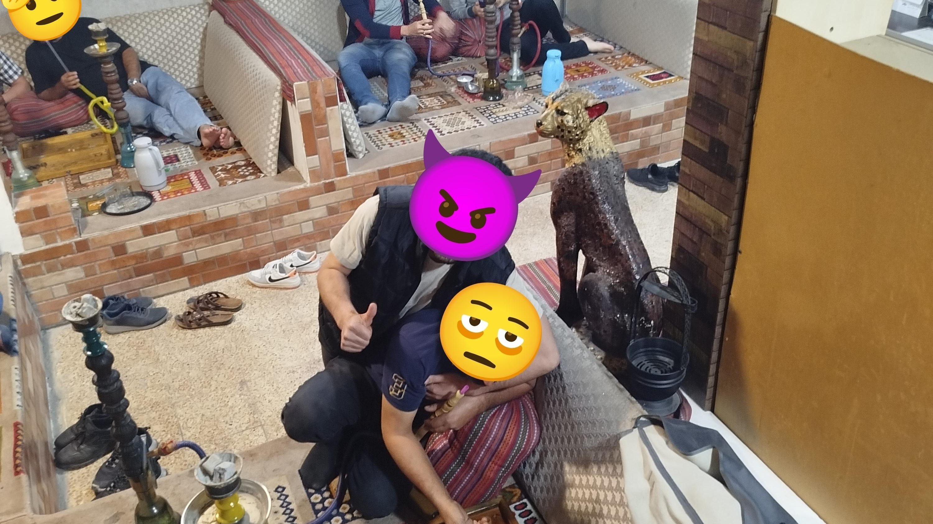 کافه سنتی خزان