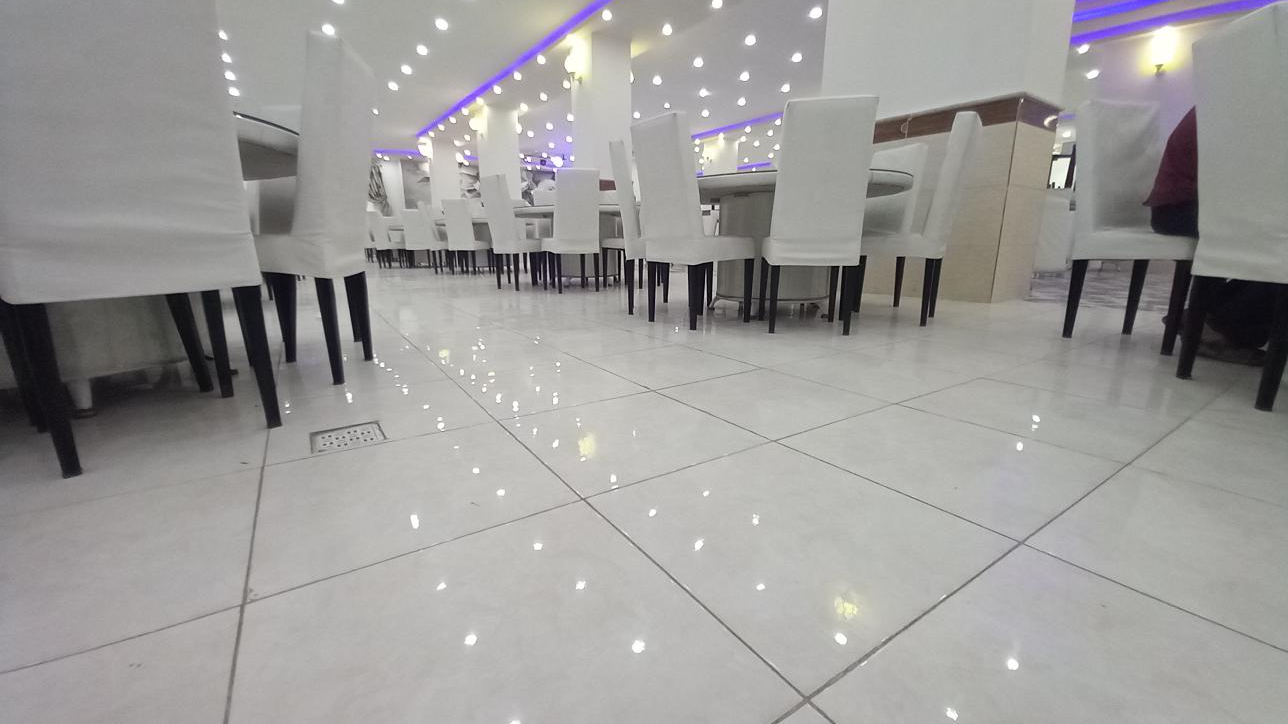 تالار فانوس شب