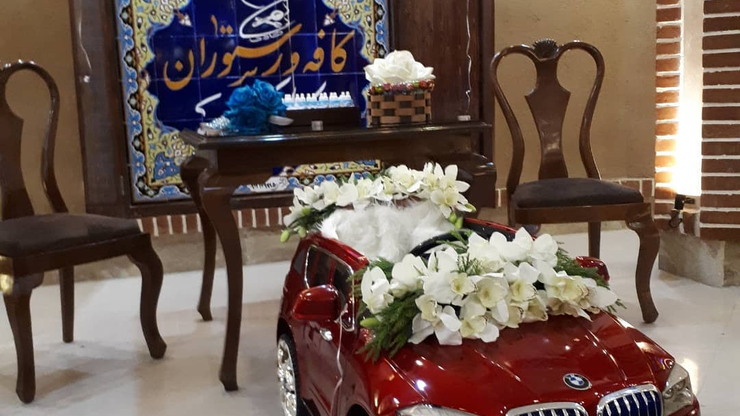 کافه رستوران چکاوک