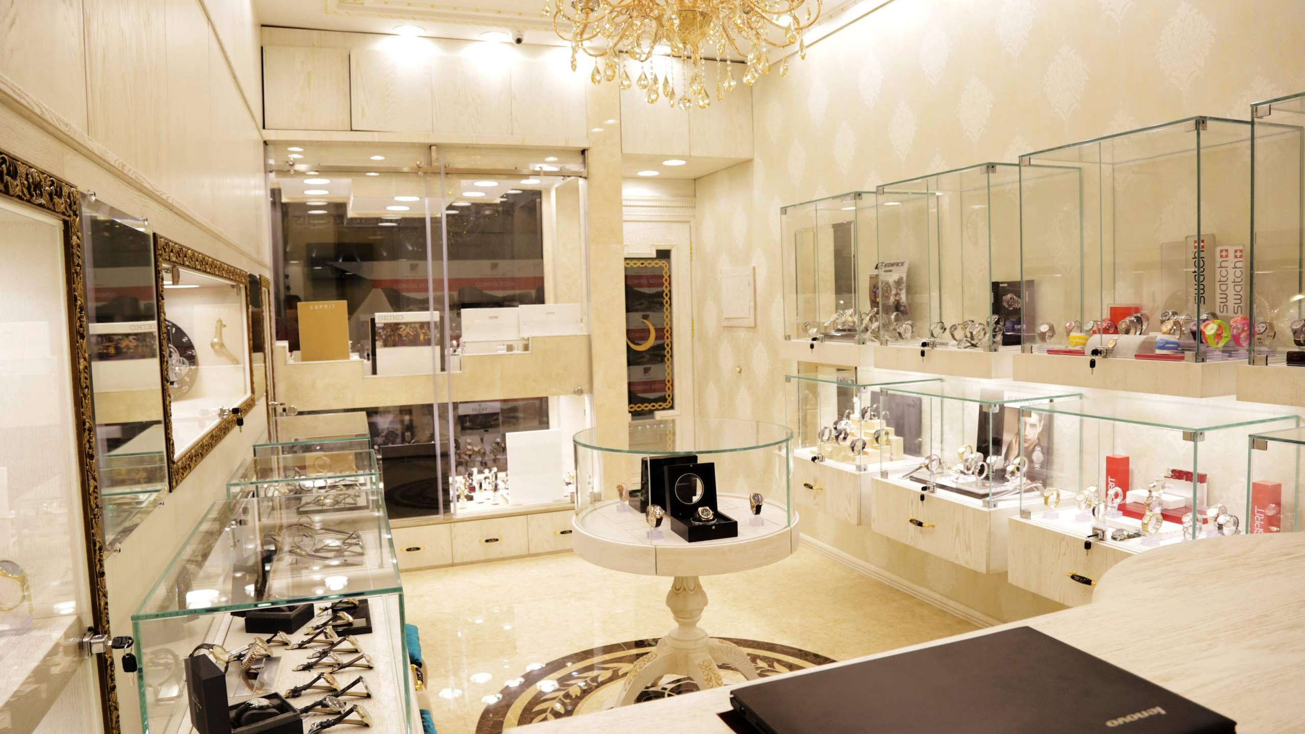 گالری ساعت ماه